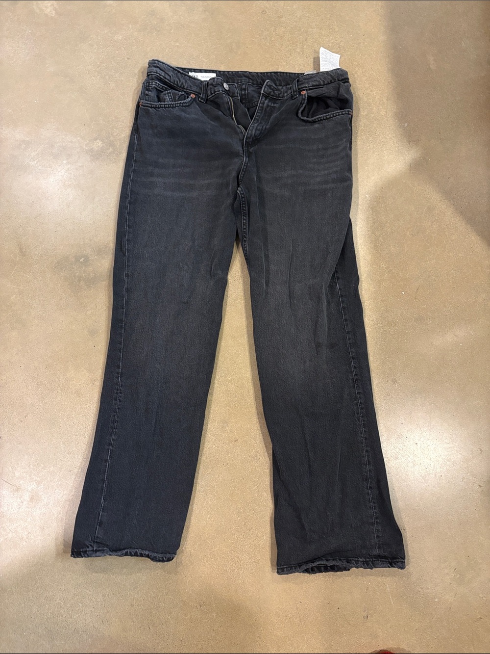 Zara Black Straight-Leg Women’s Jeans